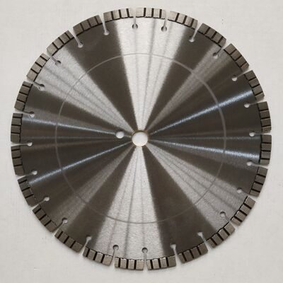 Betonarme Kesim İçin İyi Keskinliğe Sahip 350mm Elmas Turbo Bıçak