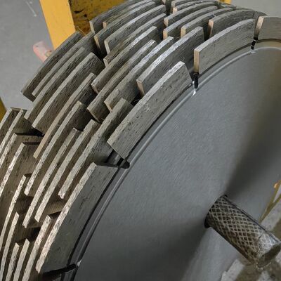 24 "Uzun Ömürlü Tuğla Kesme Yok Kesme İçin Lazer Kaynaklı Sessiz Blade